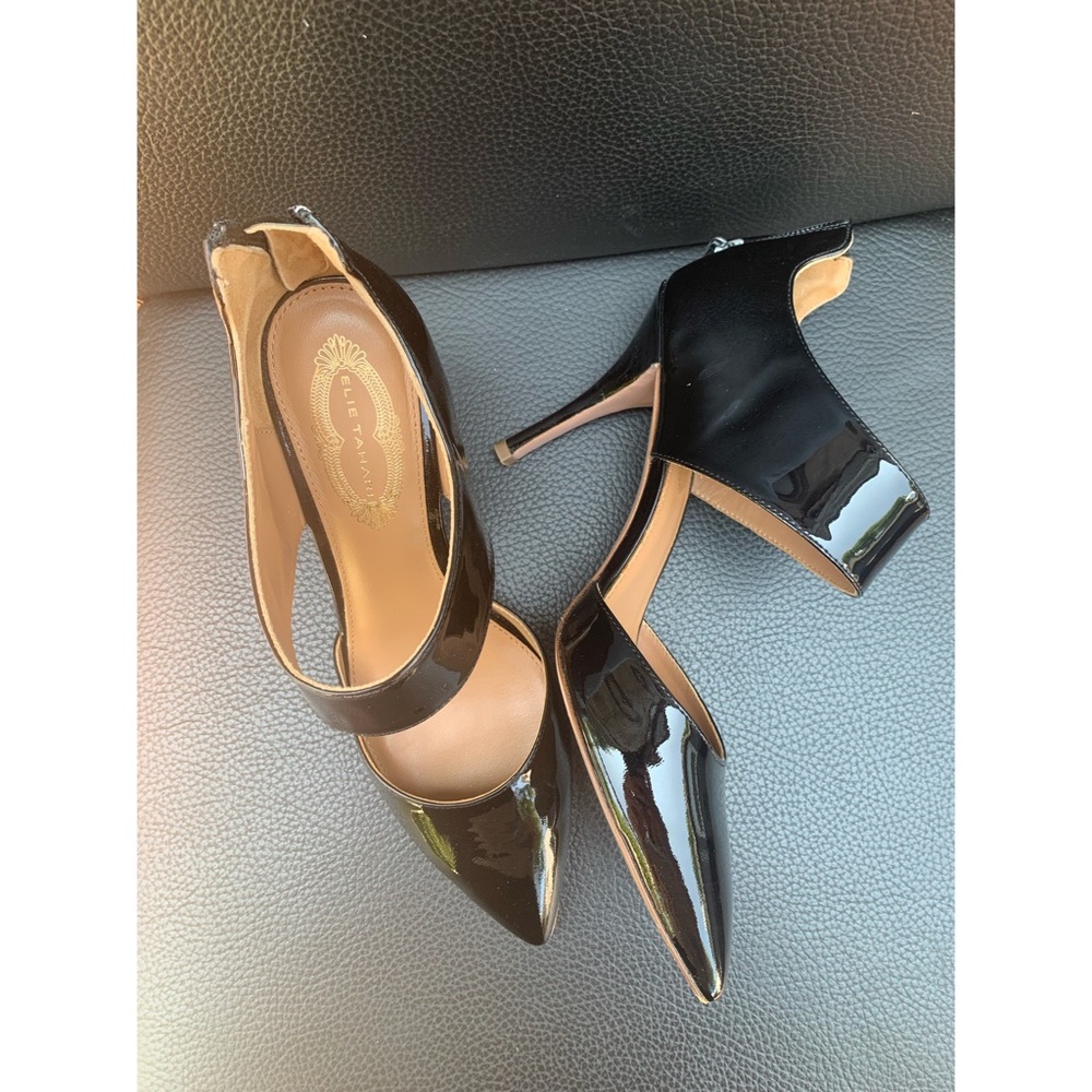 Elie Tahari Heels
